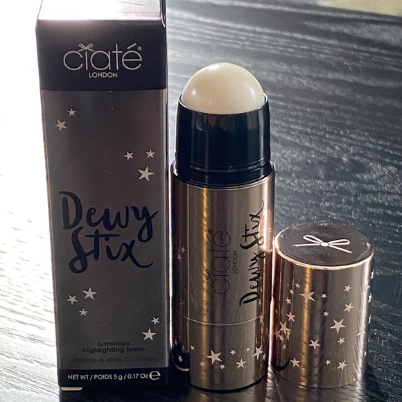 4 brand new makeup combo kit - Picture 6 of 7